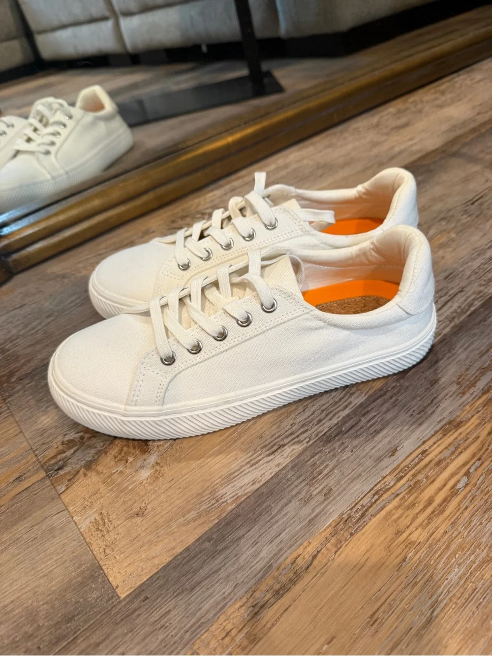 Quince White Canvas Athletic Sneakers 8.5